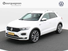 Volkswagen T-Roc - 1.5 TSi 150 Pk Automaat R-Line | Full LED | Trekhaak | Navigatie | 19 Inch | Virtual Dashb