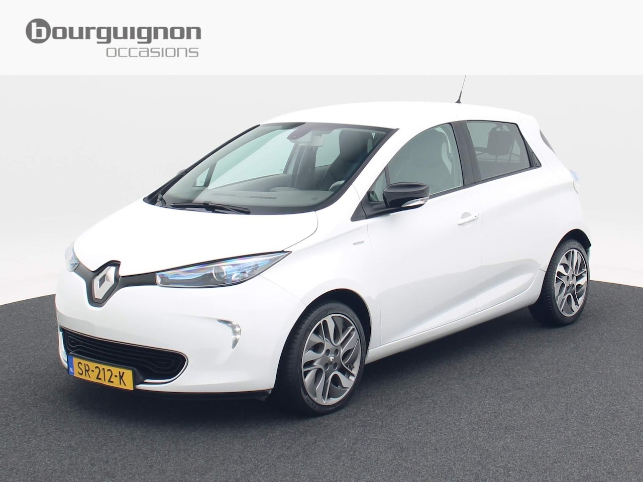 Renault Zoe - R90 Edition One 22 kWh Inclusief Accu | Airco | Leder | Camera | 17 Inch | Navi | Bose Aud - AutoWereld.nl