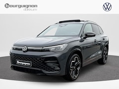 Volkswagen Tiguan - 1.5 TSI 150 pk R-Line | Pano Dak | ERGO | Trekhaak | HUD | Mild Hybrid | Vol |