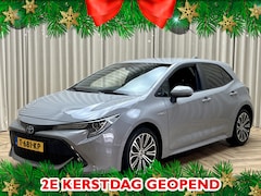 Toyota Corolla - 2.0 Hybrid Style Navigatie / Camera / ECC Clima / Stoel & Stuurverwarming / Adaptive Cruis