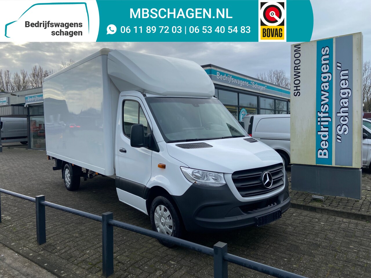 Mercedes-Benz Sprinter - 316 CDI Bakwagen | Laadklep | 900KG Laden op B Rijbewijs | Meubelbak | Airco | Mbux 7 - AutoWereld.nl