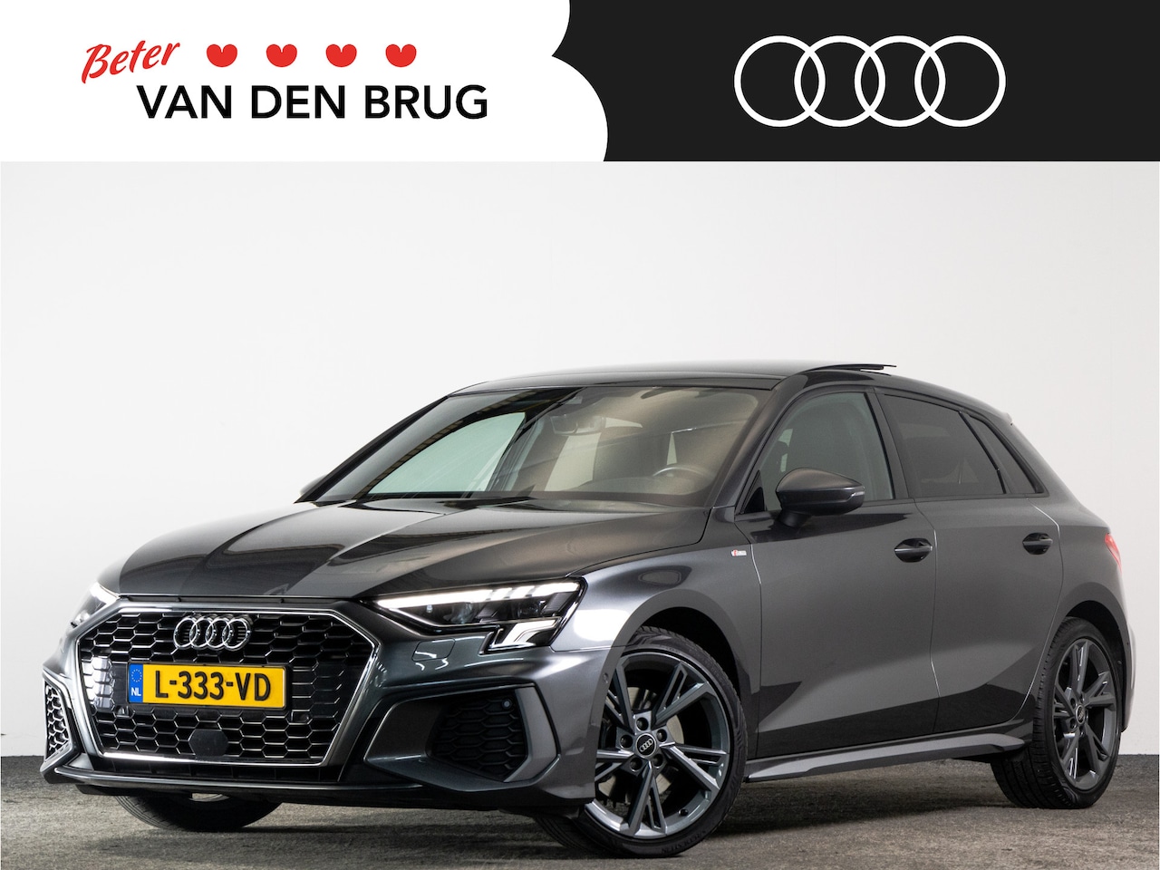 Audi A3 Sportback - S-Line 35 TFSI 150 pk AUTOMAAT | LED | Panoramadak | Leder | Adaptieve cruise | Navigatie - AutoWereld.nl