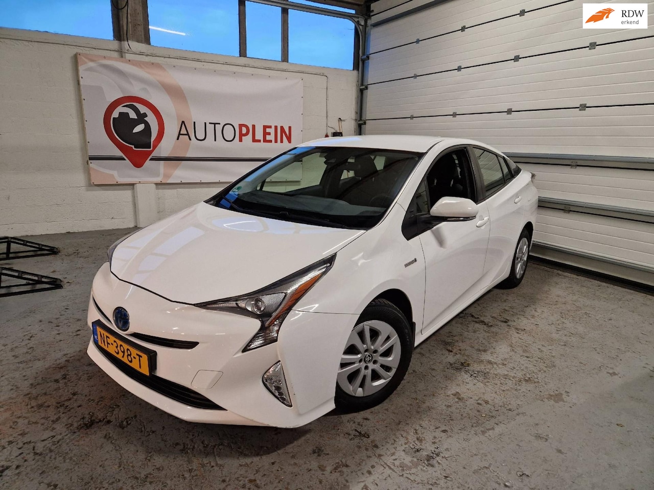 Toyota Prius - 1.8 Aspiration | 1e eigenaar | dealer onderhouden - AutoWereld.nl