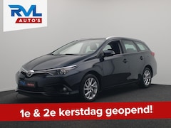 Toyota Auris Touring Sports - 1.2T Aspiration Navigatie Camera Climate-control Cruise * 1e Eigenaar