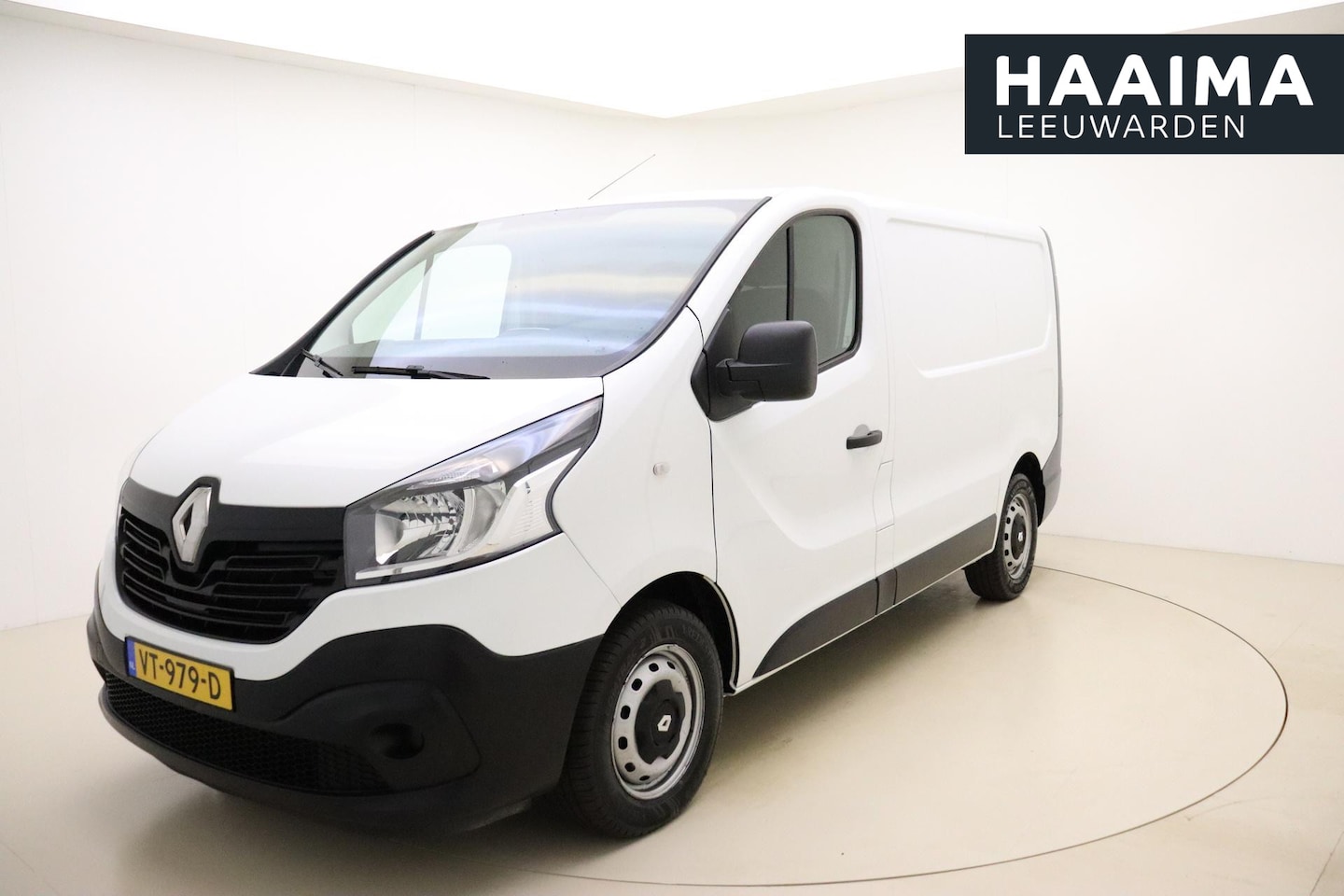 Renault Trafic - 1.6 dCi T29 L1H1 Comfort Energy | Navigatie | Airco | Trekhaak | Parkeersensoren | 3 Zitpl - AutoWereld.nl