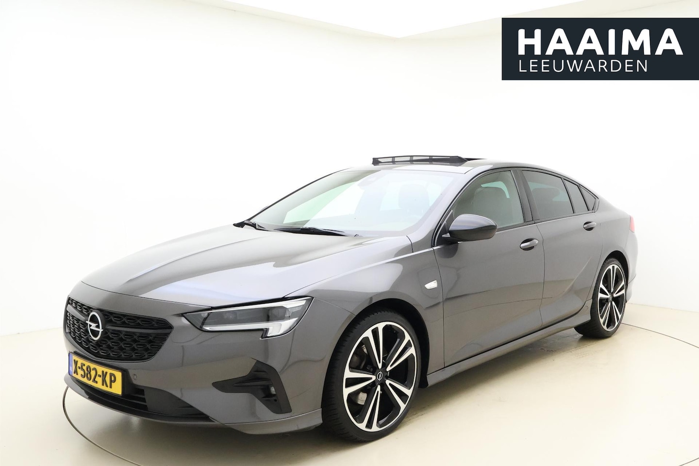 Opel Insignia Grand Sport - 2.0 Turbo Ultimate Automaat | Schuif/Kantaldak | OPC Line pakket | 20"Lichtmetalen velgen - AutoWereld.nl