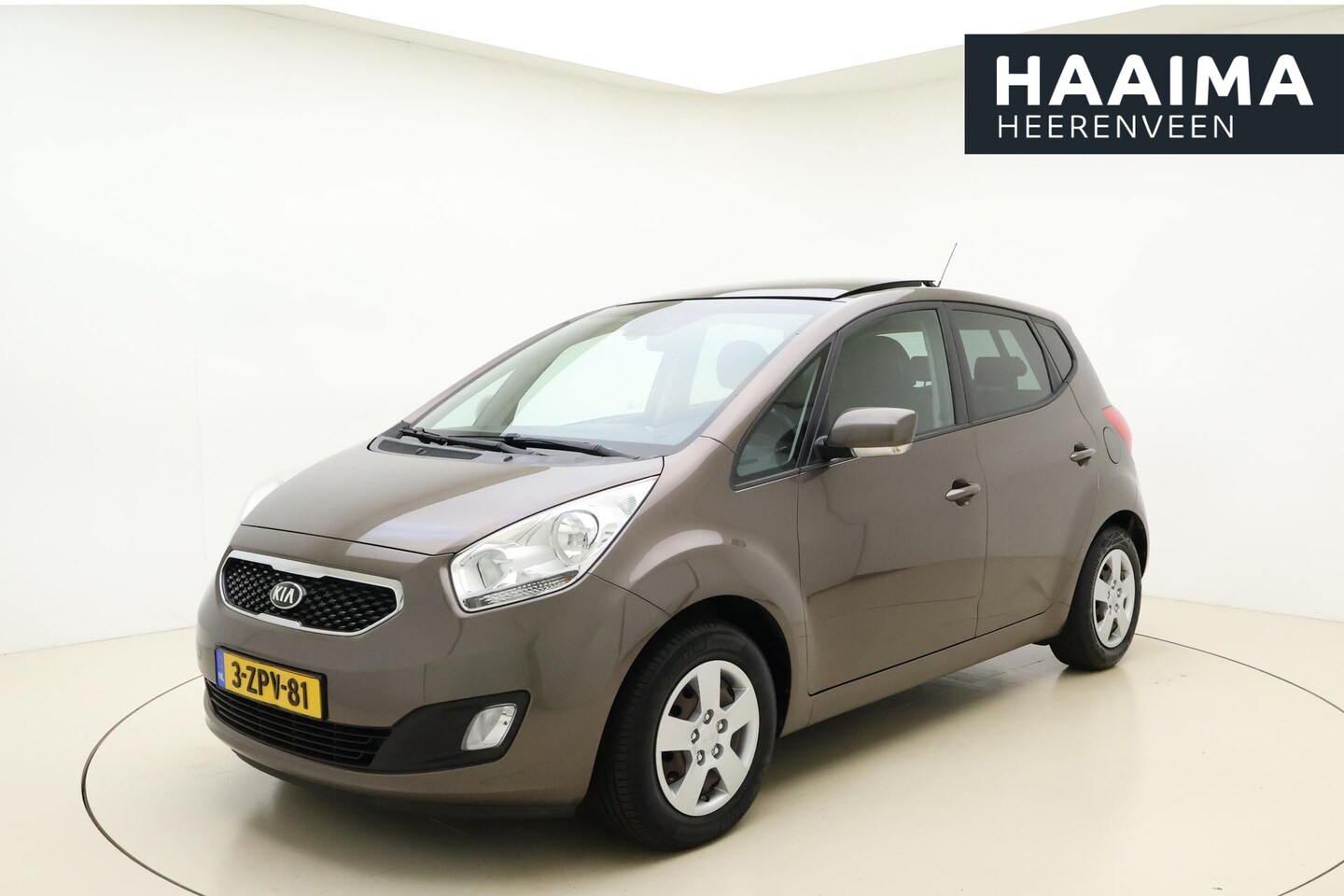 Kia Venga - 1.4 CVVT 90pk Vibe | Climate control | Cruise control | Navigatie | Schuif/kantel dak | Ne - AutoWereld.nl