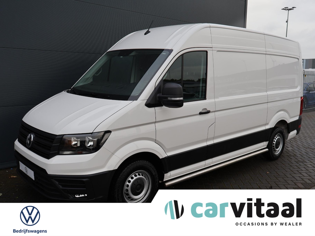 Volkswagen Crafter - 30 2.0 TDI L3H3 | 140 PK | Trekhaak | Navigatiesysteem | Twee zitplaatsen rechtsvoor | Par - AutoWereld.nl