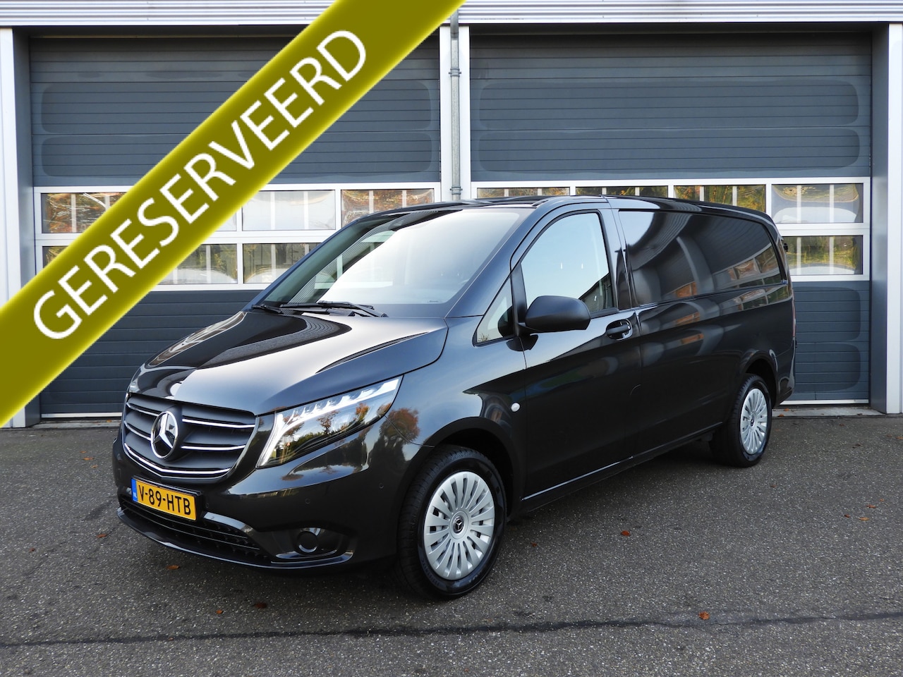 Mercedes-Benz Vito - 116 CDI Lang AUT | LED | LEER | 2.500 KG. TREKHAAK - AutoWereld.nl