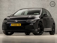 Volkswagen Golf - 1.0 eTSI Black Sportline Automaat (APPLE CARPLAY, GROOT NAVI, STUUR/STOELVERWARMING, SFEER