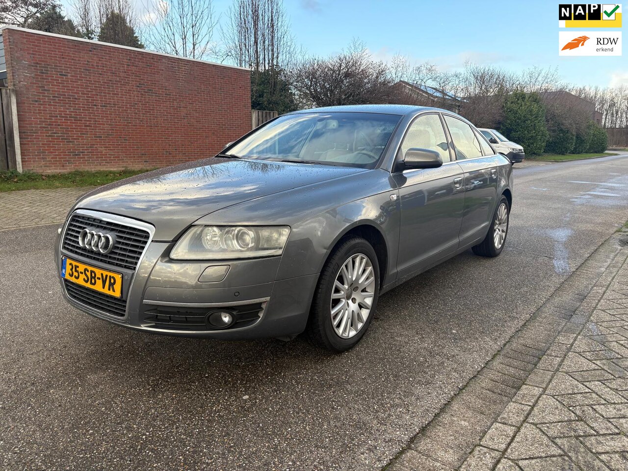 Audi A6 Limousine - 2.4 Pro Line Automaat*Leder*Cruise*Airco*LM velgen*Parkeersensoren* - AutoWereld.nl