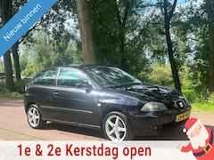 Seat Ibiza - 1.4-16V Sport CLIMAAPKKOOPJE