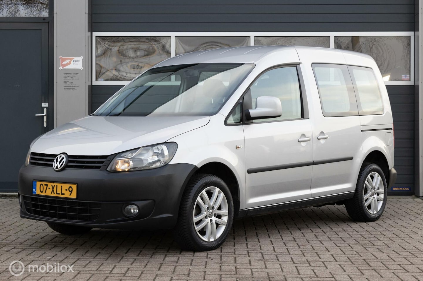 Volkswagen Caddy - Combi 1.2 TSI life 5p. clima cruise 2x schuifdeur - AutoWereld.nl