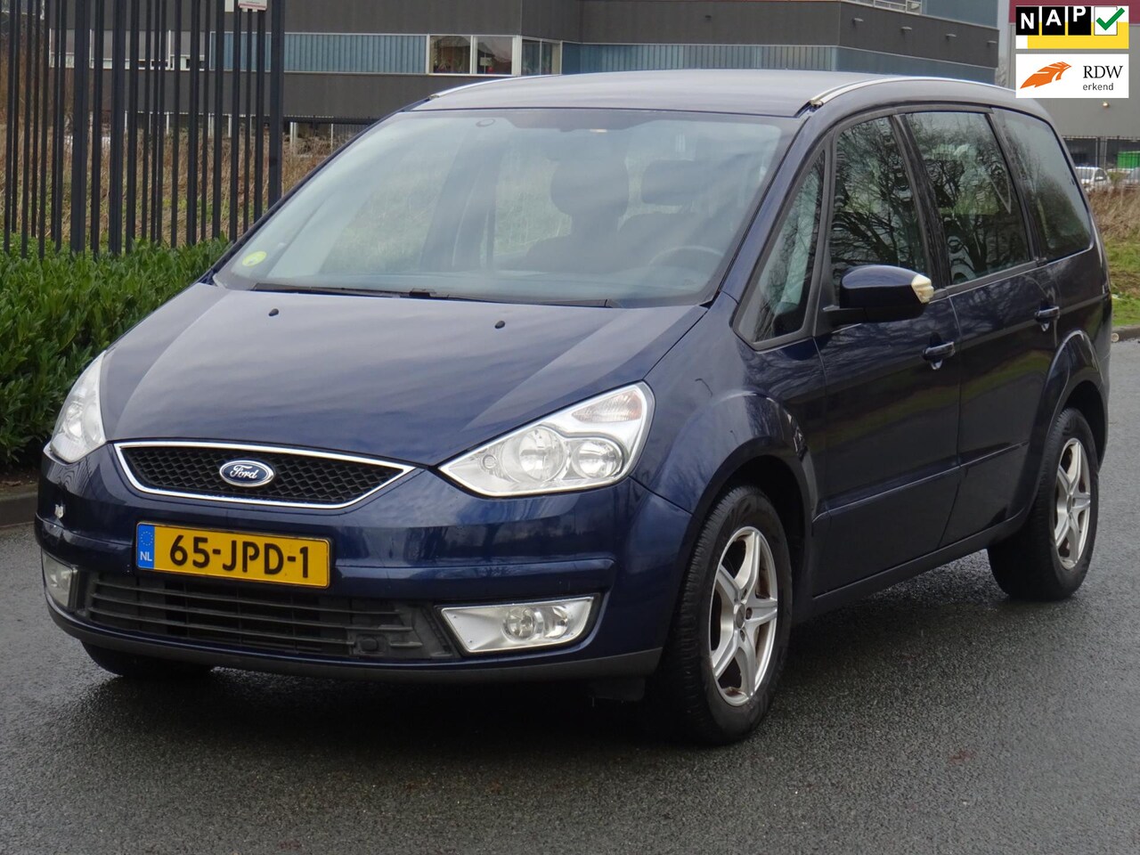 Ford Galaxy - 2.0-16V Trend FlexiFuel 7P. NAP/CLIMA/CRUISE/APK - AutoWereld.nl