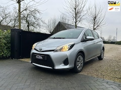 Toyota Yaris - 1.5 Full Hybrid Asp. Airco, Automaat, Camera, Cruise, Dealer onderhouden