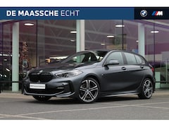 BMW 1-serie - 118i High Executive M Sport Automaat / Sportstoelen / LED / M Sportonderstel / Live Cockpi