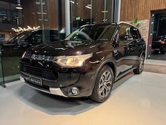 Mitsubishi Outlander - 2.0 PHEV Instyle+