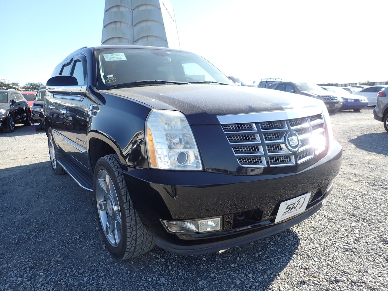 Cadillac Escalade - 6.2 V8 Sport Luxury youngtimer, fiscaal waarde € 14.000,- onderweg naar Nederland, reserve - AutoWereld.nl