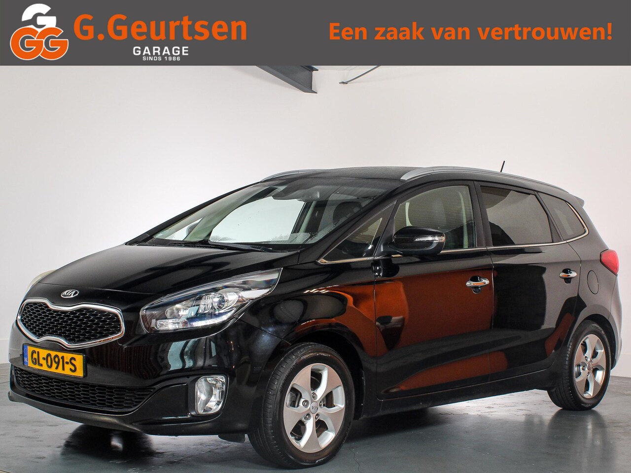 Kia Carens - 1.6 GDi ExecutiveLine 1.6 GDi ExecutiveLine - AutoWereld.nl