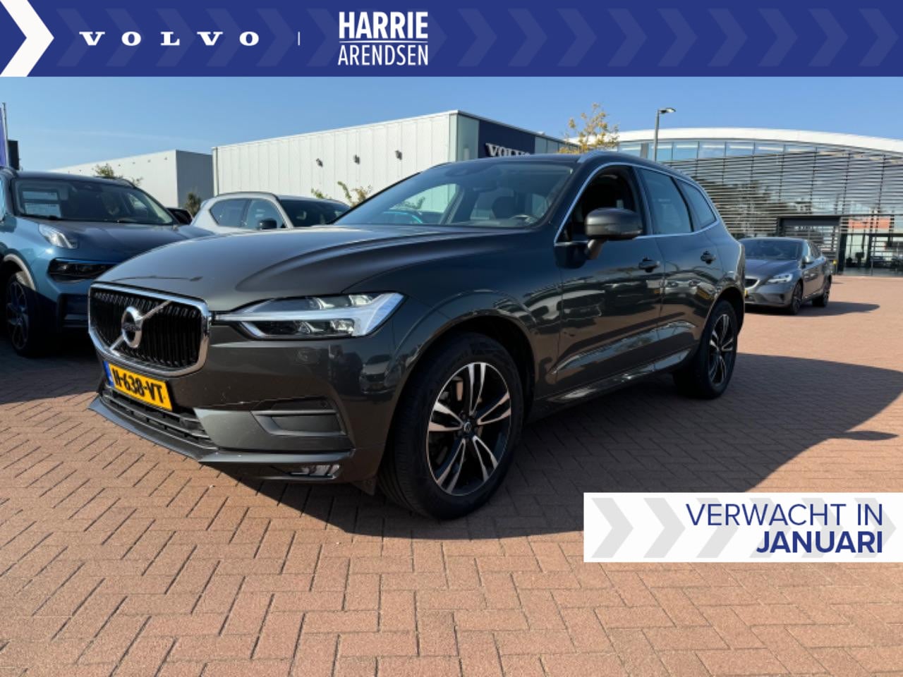 Volvo XC60 - 2.0 B5 Momentum Pro | Keyless | Standkachel | Leer | Parkeercamera | Stoel + Stuurverwarmi - AutoWereld.nl