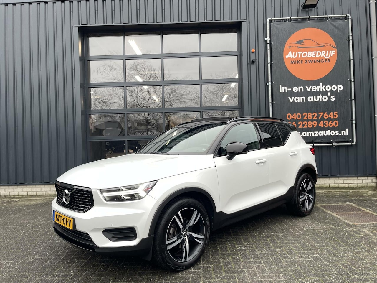 Volvo XC40 - 1.5 T3 R-Design AUT. PANORAMADAK|CARPLAY|CAMERA|KEYLESS|KOFFERKLEP MET SENSORSTURING|DEALE - AutoWereld.nl