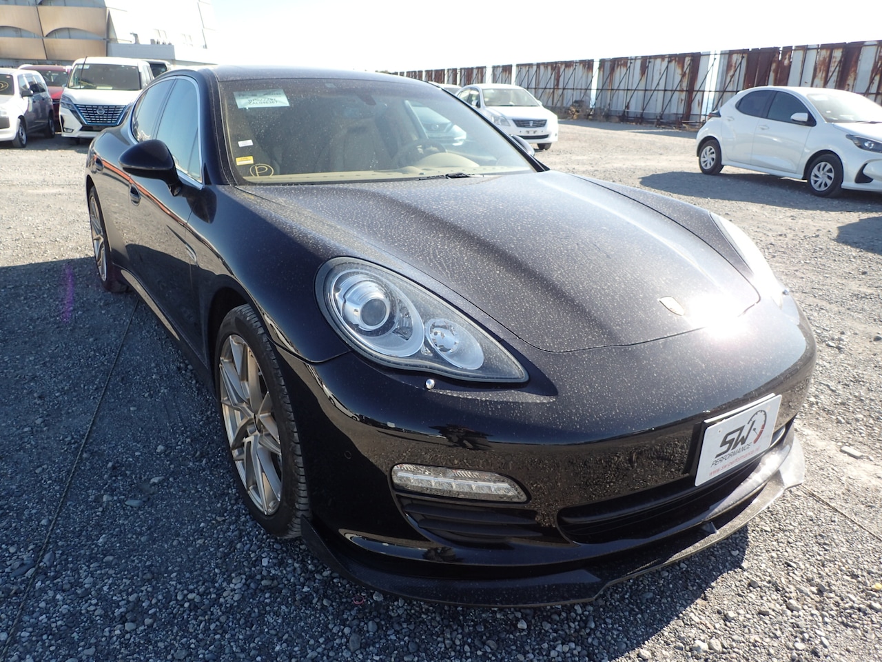 Porsche Panamera - 4.8 S youngtimer, fiscaal waarde € 15.000,- onderweg naar Nederland, reservering mogelijk - AutoWereld.nl