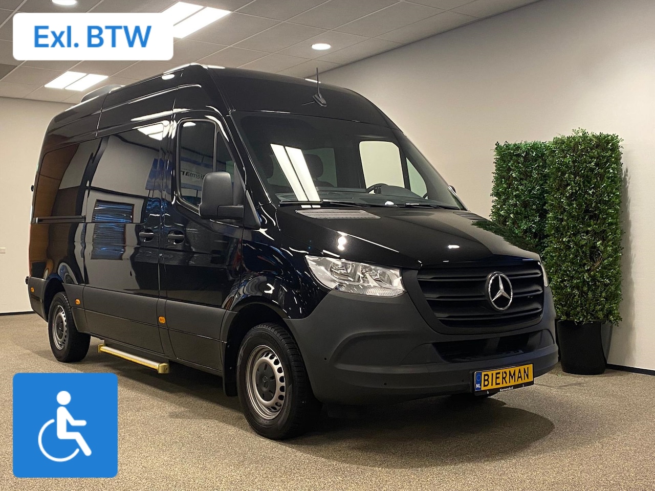 Mercedes-Benz Sprinter - L2H2 Rolstoelbus Groepsvervoer 9-pers - AutoWereld.nl