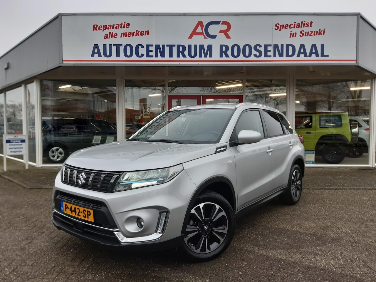 Suzuki Vitara - 1.4 Boosterjet Select Smart Hybrid CAMERA STOELVERWARMING PDC LMV LED 2 SLEUTELS + BOEKJES - AutoWereld.nl