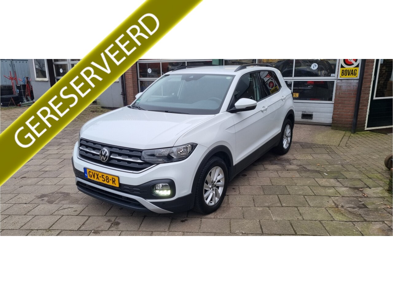 Volkswagen T-Cross - 1.0 TSI Life /Pdc v+a/Carplay - AutoWereld.nl