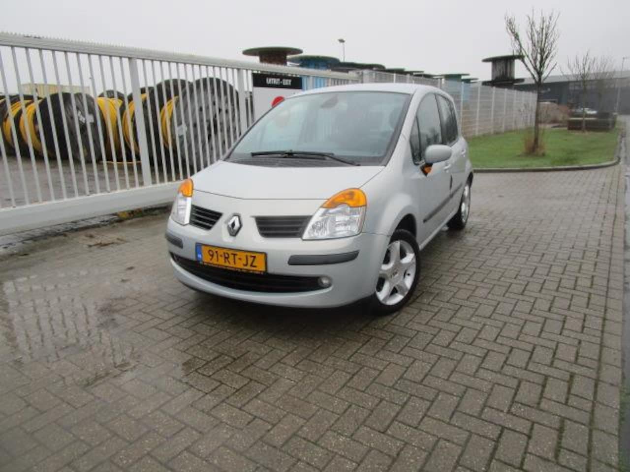 Renault Modus - 1.4-16V Privilège Luxe 1.4-16V Privilège Luxe, 119.688KM, Nw apk - AutoWereld.nl