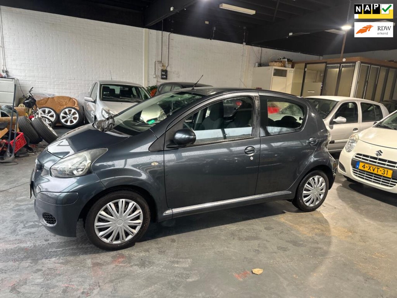 Toyota Aygo - 1.0-12V Access 1.0-12V Access - AutoWereld.nl