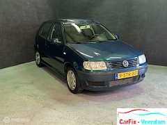 Volkswagen Polo - 1.0