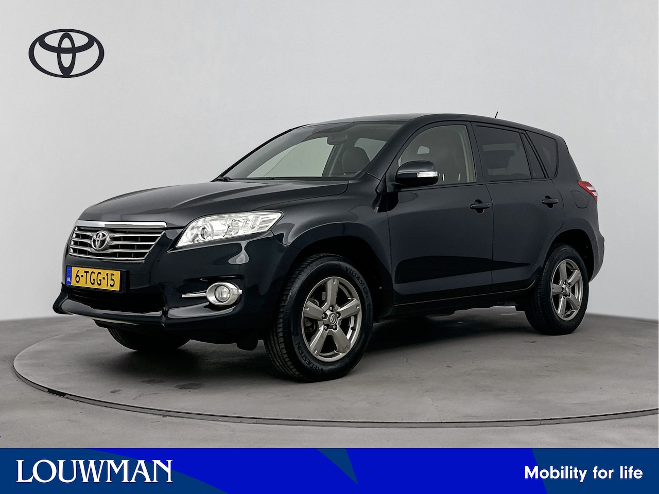 Toyota RAV4 - 2.0 VVTi X-Style 2WD | Trekhaak | Stoelverwarming | Navigatie | LM velgen | Cruise Control - AutoWereld.nl