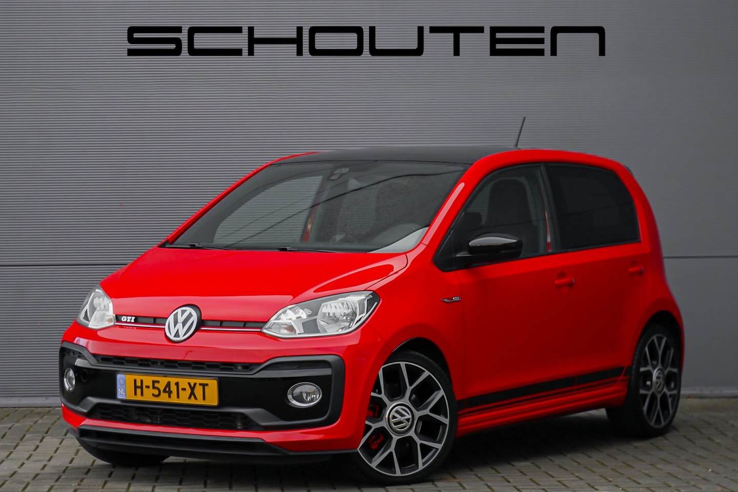 Volkswagen Up! - 1.0 TSI GTI Stoelverwarming ECC PDC Cruise 17" - AutoWereld.nl