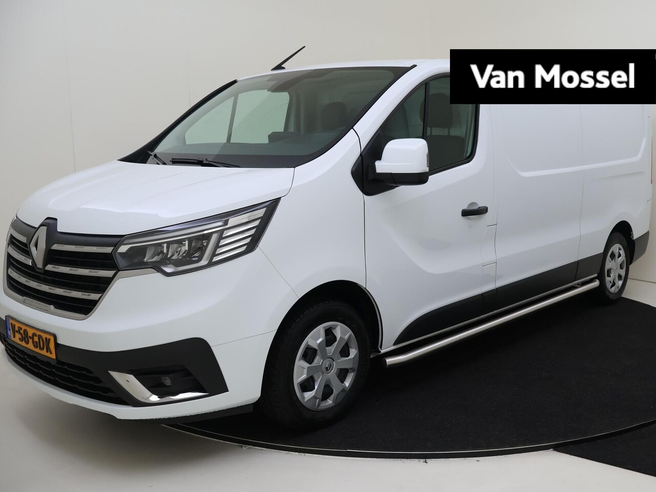 Renault Trafic - 2.0 dCi 130 T30 L2H1 Business | Navigatie | Parkeersensoren | Trekhaak | Betimmering | Sid - AutoWereld.nl