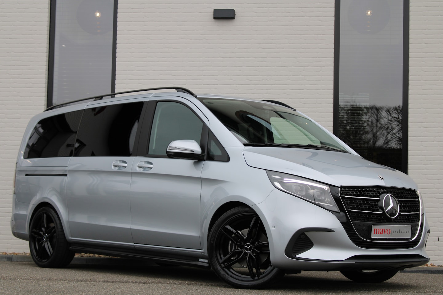 Mercedes-Benz V-klasse - 250d / DC / New Model / 2x Elec Schuifd / 360 Camera / Vol Opties / NIEUWSTAAT - AutoWereld.nl