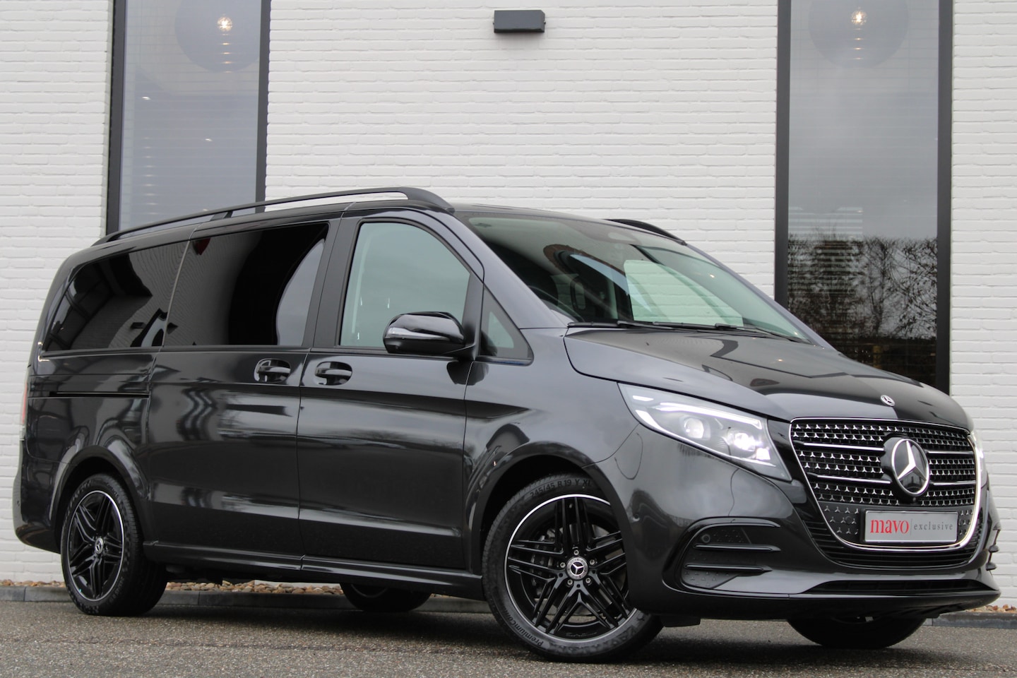 Mercedes-Benz V-klasse - 250d / DC / AMG / New Model / 2x Elec Schuifd / 360 Cam / Burmester / Vol Opties / NIEUWST - AutoWereld.nl