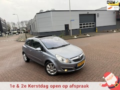 Opel Corsa - 1.4-16V Cosmo AUTOMAAT Panorama AIRCO