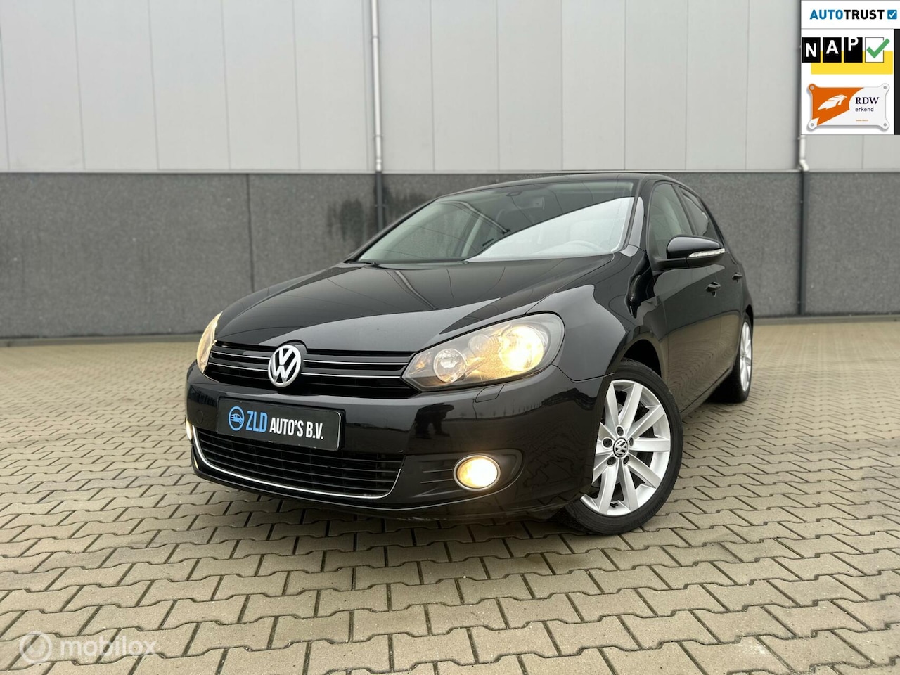 Volkswagen Golf - 1.4 TSI Highline/APK/NAVI/CRUISE CONT/STOELV - AutoWereld.nl