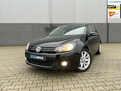 Volkswagen Golf - 1.4 TSI Highline/APK/NAVI/CRUISE CONT/STOELV