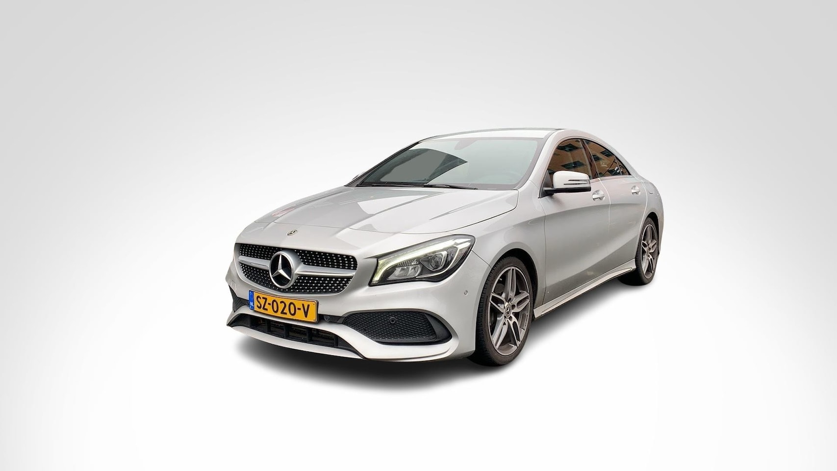 Mercedes-Benz CLA-Klasse - CLA 180 Coupé Business Solution AMG | Parkpilot | Camera | Navigatie | Stoelverwarming | L - AutoWereld.nl