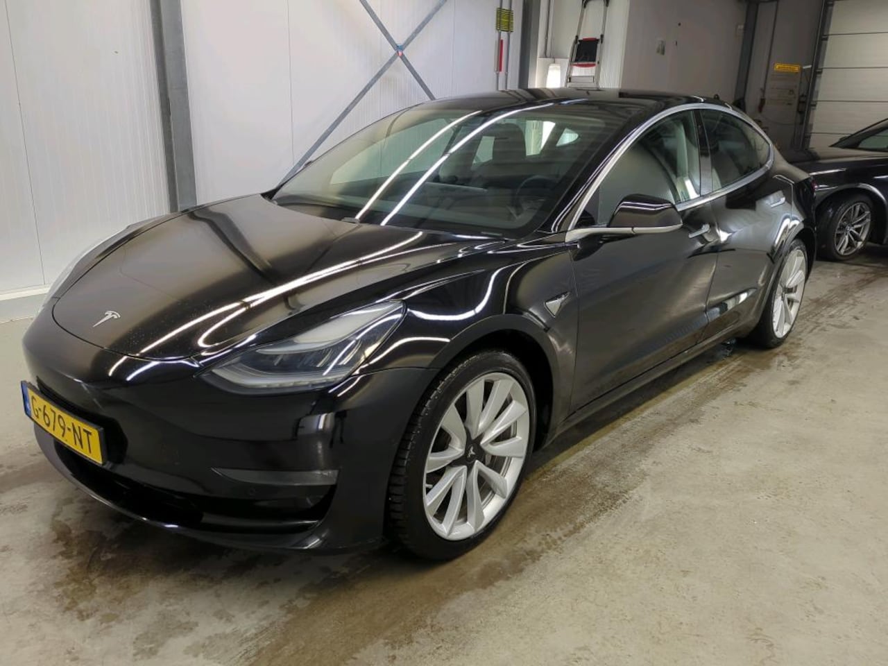 Tesla Model 3 - Tesla Model 3 Long-Range AWD 351pk 75 kWh [ TREKHAAK+AUTOPILOT+19" LMV+PREMIUM AUDIO ] - AutoWereld.nl