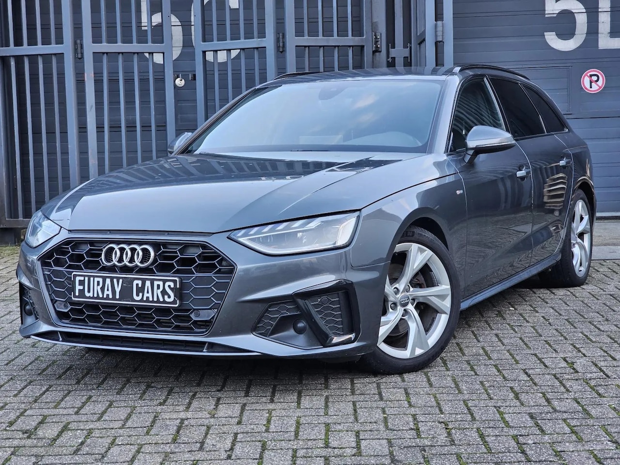 Audi A4 Avant - 35 TFSi Launch edition Sport 35 TFSI Launch edition Sport - AutoWereld.nl