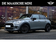 MINI Cooper - Hatchback 60 Years Chili Automaat / Panoramadak / Comfort Access / LED / Head-Up / Apple C