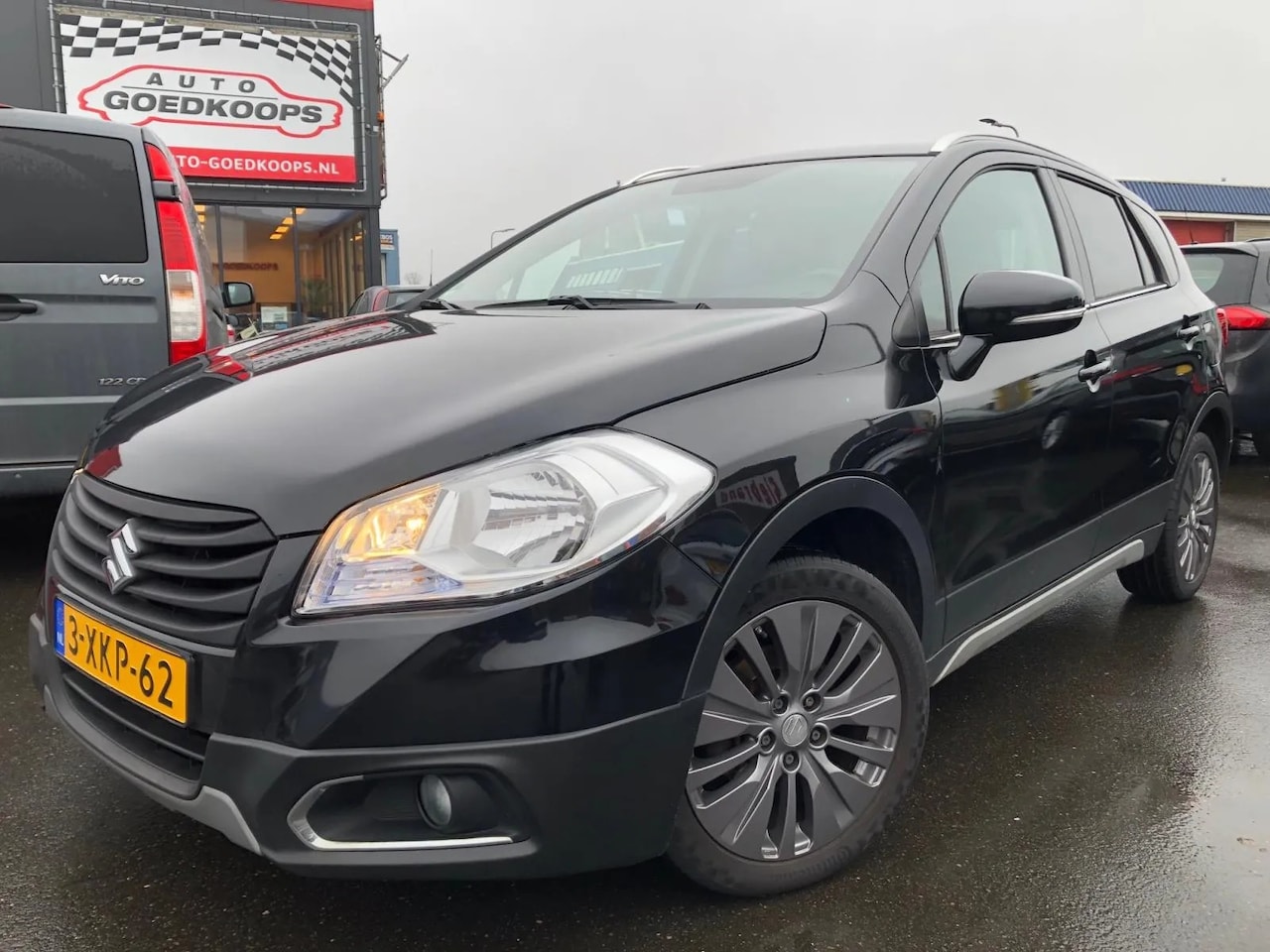 Suzuki SX4 S-Cross - 1.6 Exclusive Keurig netjes 2014 + NAP voor 9999,- euro - AutoWereld.nl