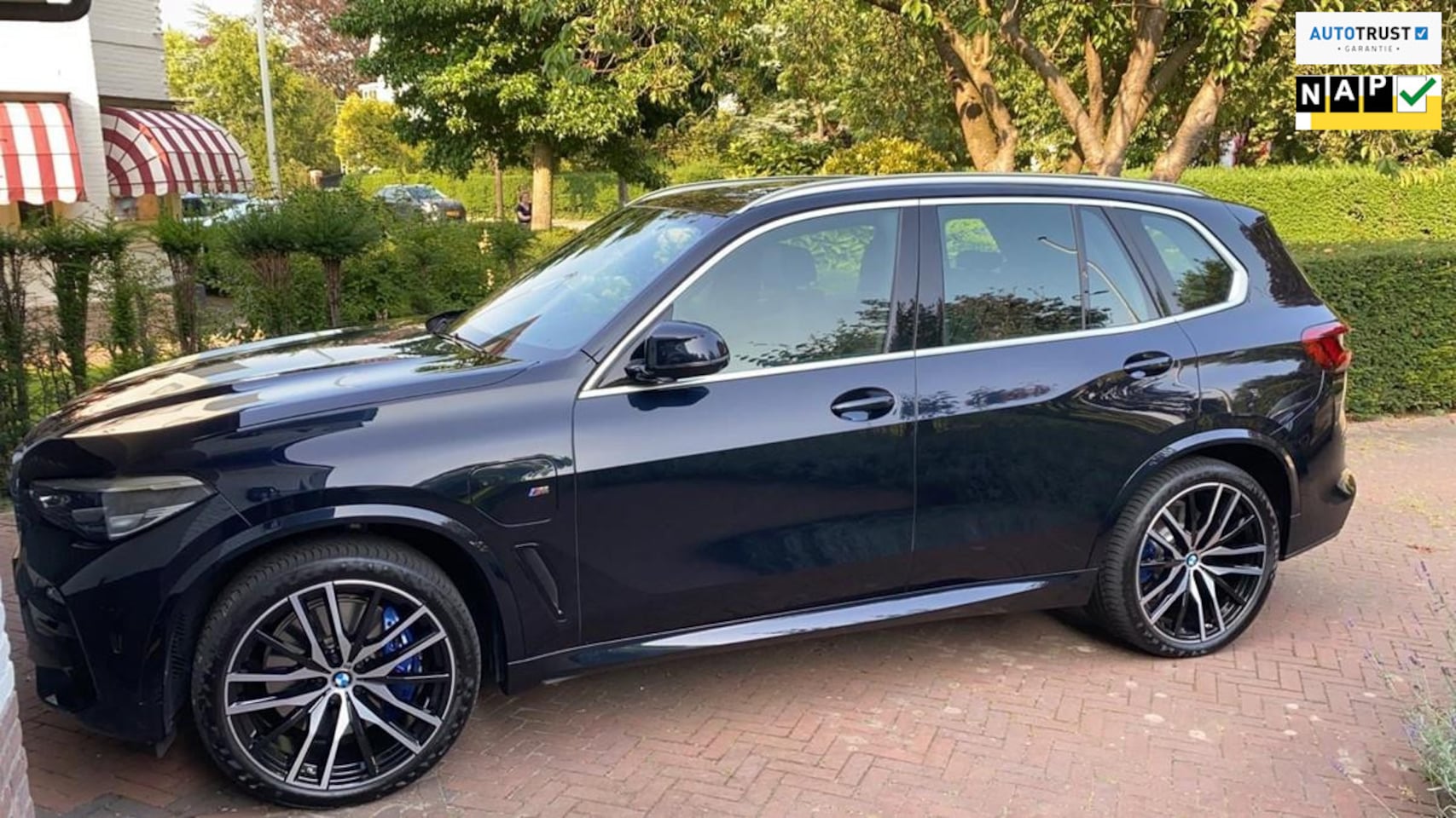 BMW X5 - XDrive45e M-SPORT ORG.NED / NAP / SKYLOUNGE PANORAMADAK / HARMAN-KARDON / 22INCH / 360CAME - AutoWereld.nl