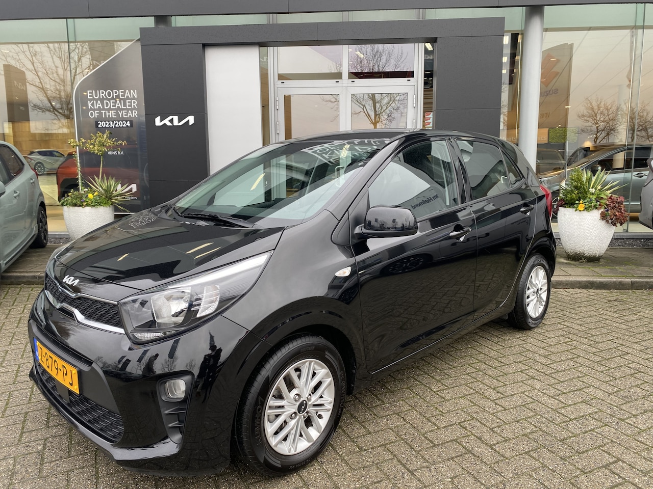 Kia Picanto - 1.0 DPi DynamicLine CarPlay // Camera // Cruise Control info Roel 0492-588951 - AutoWereld.nl