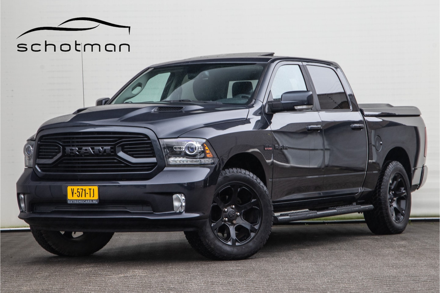 Dodge Ram 1500 - 5.7 V8 4x4 Crew Cab 5'7 Sport 5.7 V8 4x4 Crew Cab 5'7 Sport Leder, Schuifdak 2019 - AutoWereld.nl