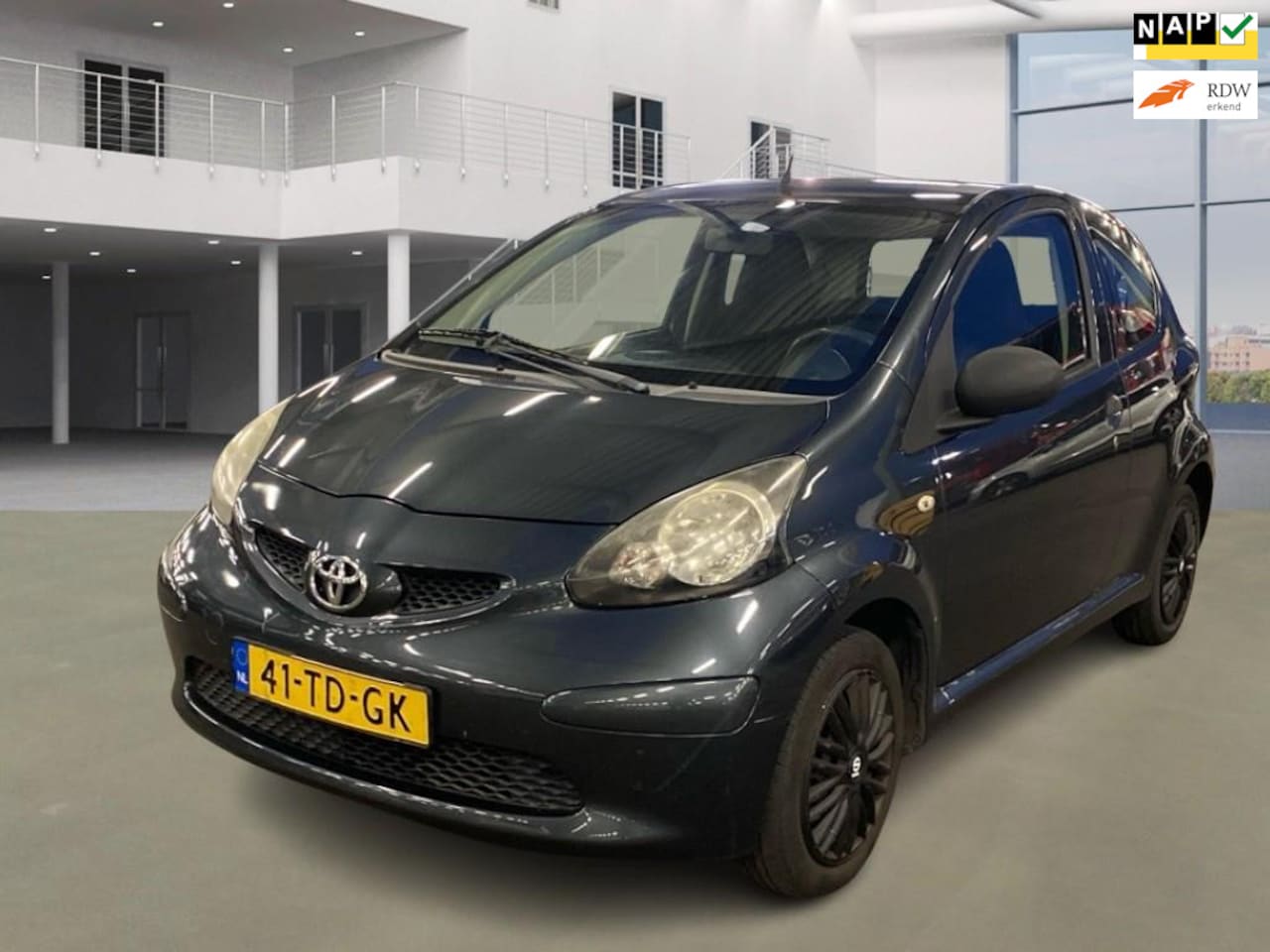 Toyota Aygo - 1.0-12V 126*** NWE APK Beurt - AutoWereld.nl