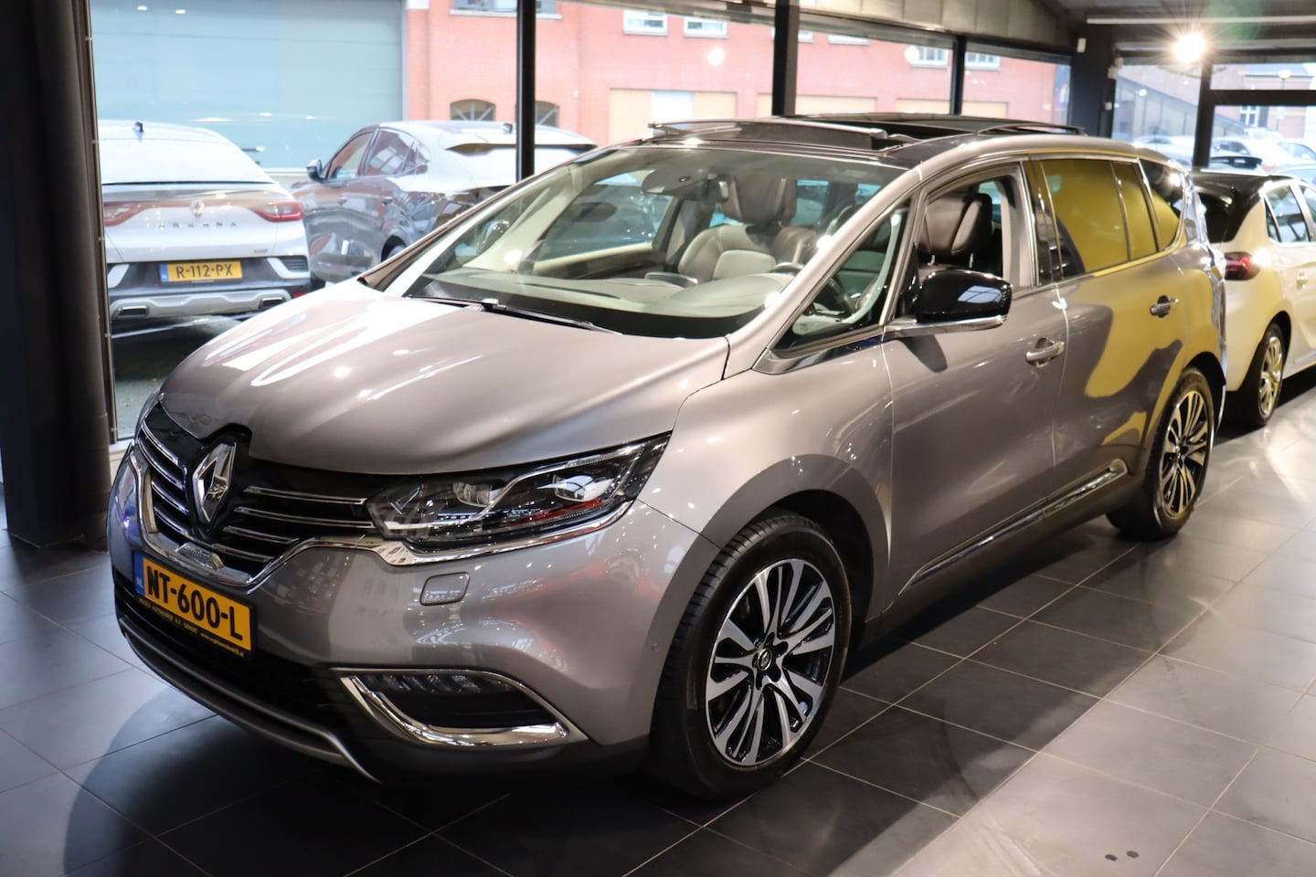 Renault Espace - TCe 200pk Initiale Paris 7pers. - AutoWereld.nl